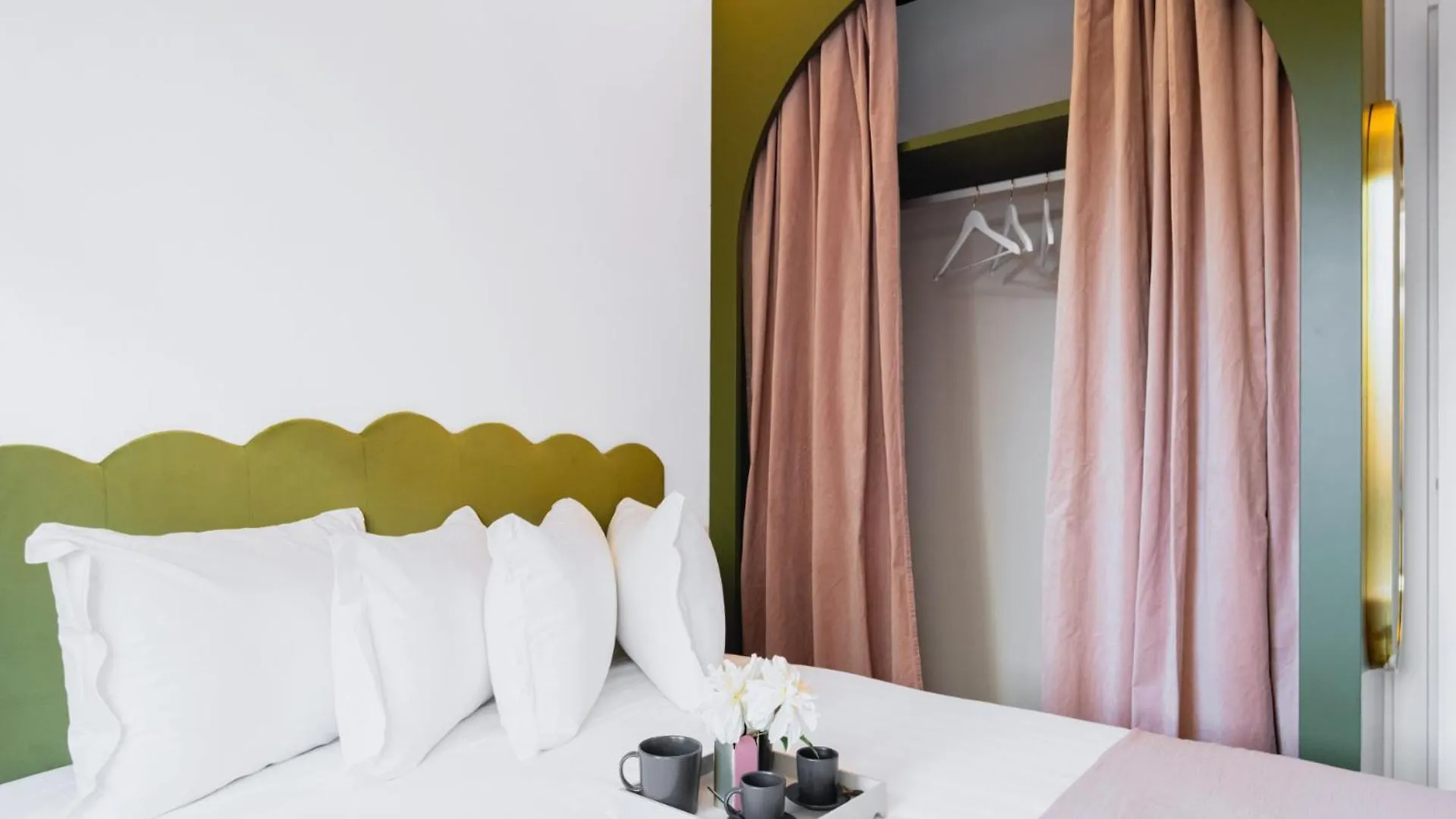 Easylife-Raffinato Appartamento A Passi Dal Duomo Milano 0*,  Italien