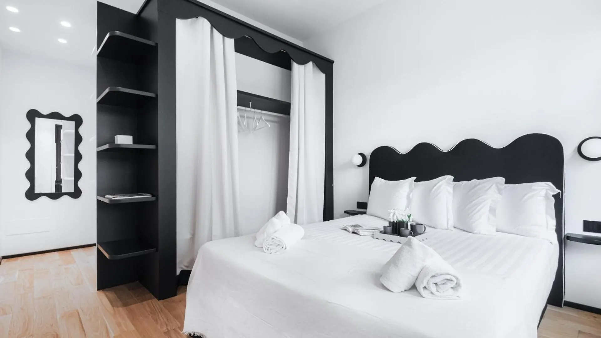 Easylife-Raffinato Appartamento A Passi Dal Duomo Milano 0*,